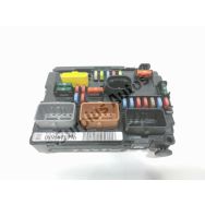 Boite à fusibles moteur