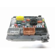 Boite à fusibles moteur