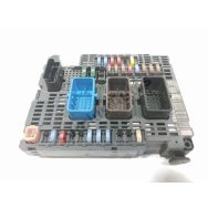 Boite à fusibles moteur