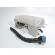 Réservoir de lave glace avant