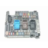 Boite à fusibles moteur
