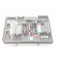Boite à fusibles moteur