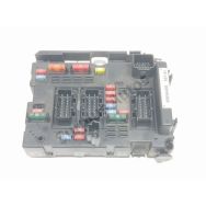 Boite à fusibles moteur