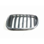 Grille de calandre gauche