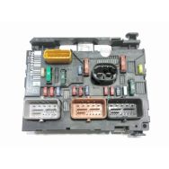 Boite à fusibles moteur