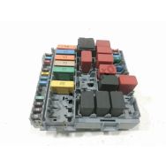 Boite à fusibles moteur
