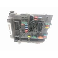 Boite à fusibles moteur
