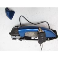 Poignee exterieure avant gauche