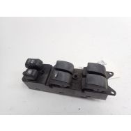 Commande leve-vitre avant gauche