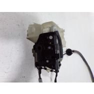 Serrure de porte avant gauche