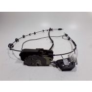 Serrure de porte avant droite