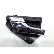 Poignee interieure porte arriere gauche