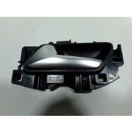 Poignee interieure porte arriere gauche