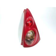 Feu arriere droit