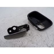 Poignee interieure porte avant droite