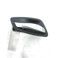 Poignee interieure porte arriere gauche