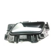 Poignee interieure porte arriere gauche