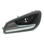 Poignee interieure porte avant gauche