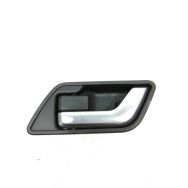 Poignee interieure porte arriere gauche