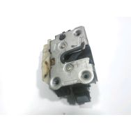 Serrure de porte avant gauche