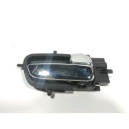 Poignee interieure porte avant droite