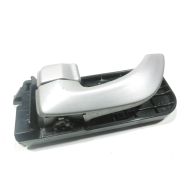 Poignee interieure porte arriere gauche