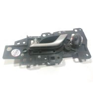 Poignee interieure porte avant gauche