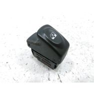 Commande leve-vitre avant droit