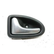 Poignee interieure porte arriere gauche