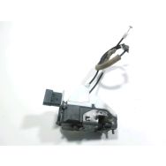 Serrure de porte avant droite