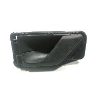 Poignee interieure porte avant gauche