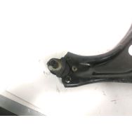 Triangle inférieur avant droit