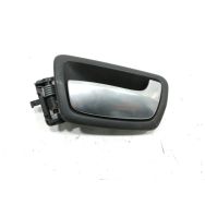 Poignee interieure porte avant gauche