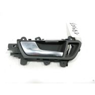 Poignee interieure porte avant gauche