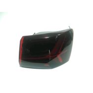 Feu arrière droit