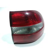 Feu arriere droit