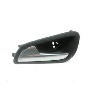 Poignee interieure porte avant gauche