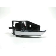 Poignee interieure porte avant gauche