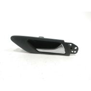 Poignee interieure porte avant droite