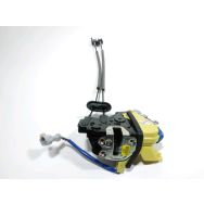 Serrure de porte avant droite