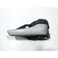 Poignee interieure porte arriere droite