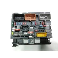 Boite à fusibles moteur