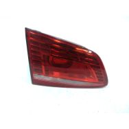 Feu arrière intérieur gauche