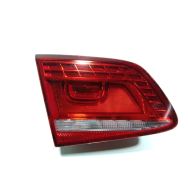 Feu arrière intérieur gauche