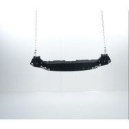 Traverse inférieure armature avant