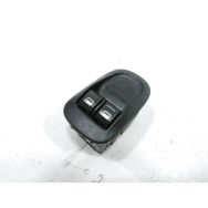 Commande leve-vitre avant gauche