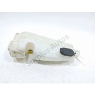 Reservoir de lave glace avant