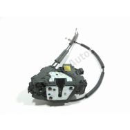 Serrure de porte avant droite