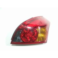Feu arriere droit