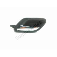 Poignee interieure porte avant gauche